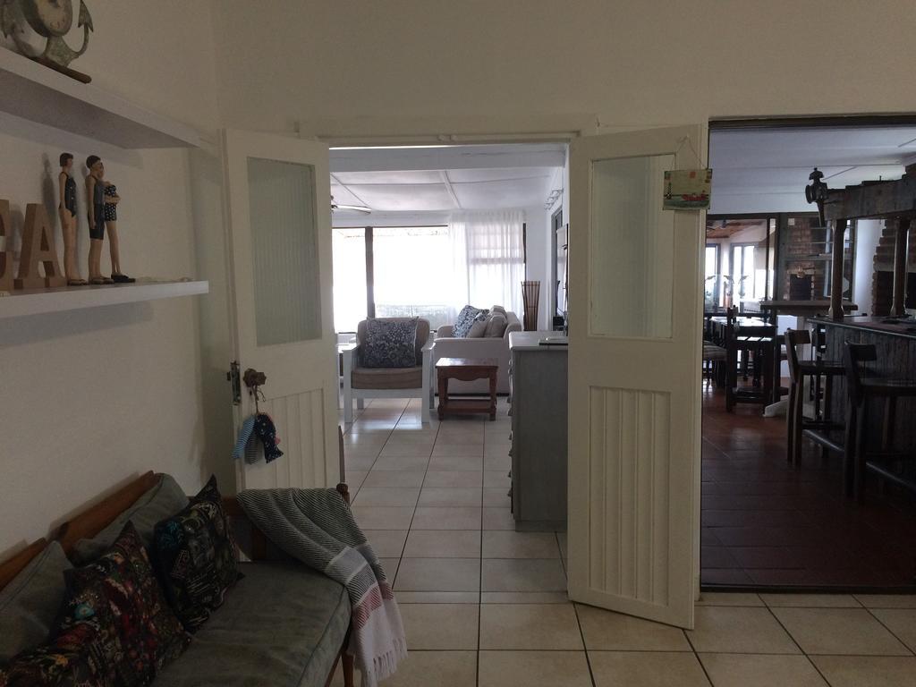 Breeze Inn Guesthouse Kidd's Beach Bagian luar foto